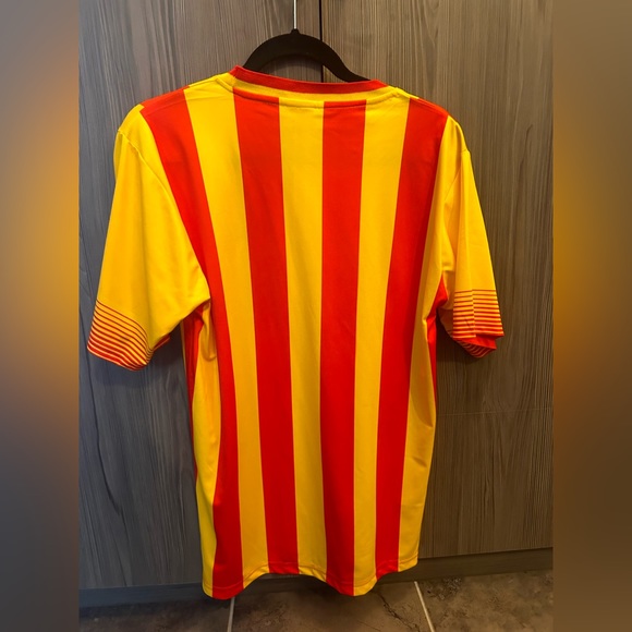 Men’s Large Barcelona Jersey - Picture 3 of 3